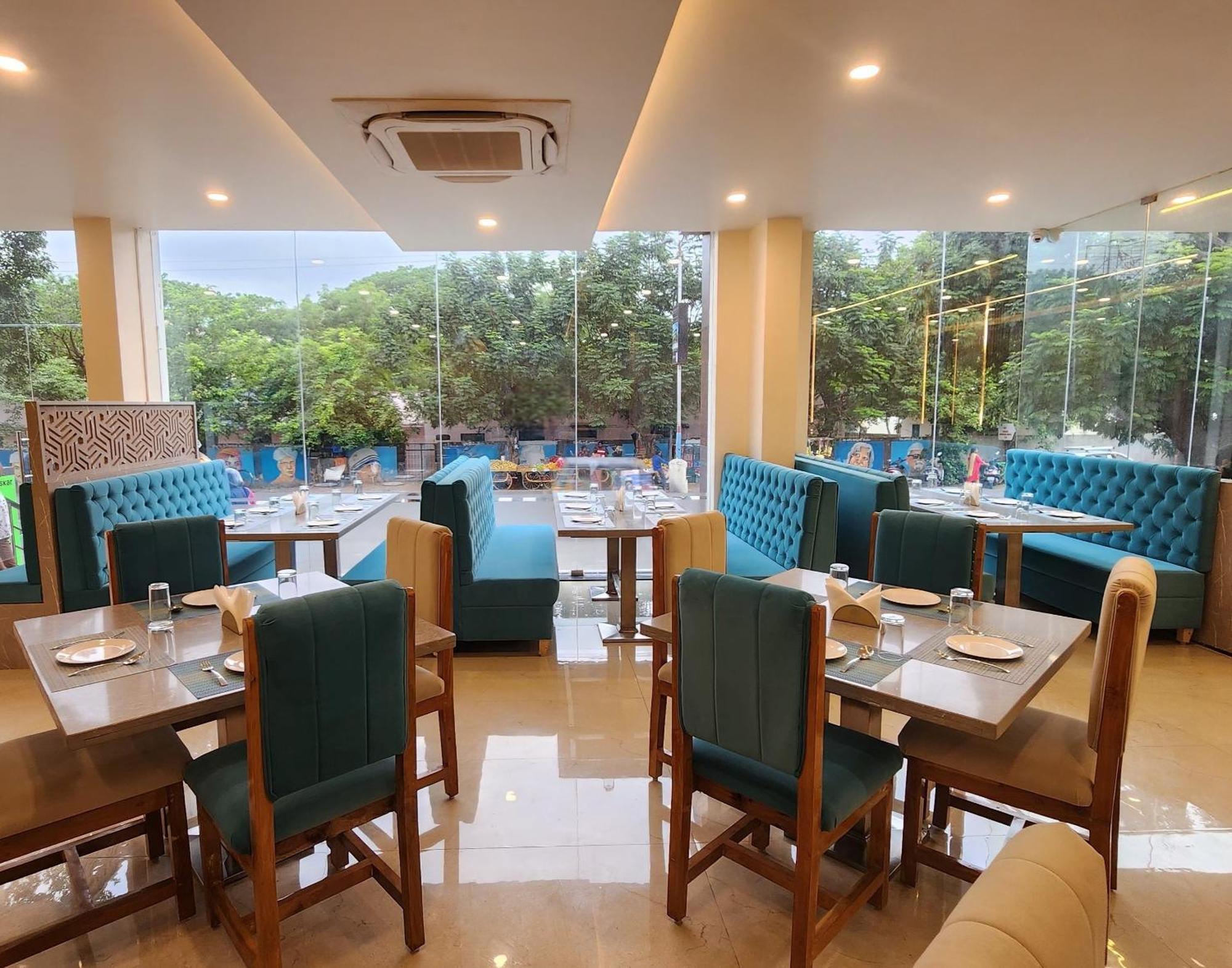 Hotel Janas Tirupati Bagian luar foto