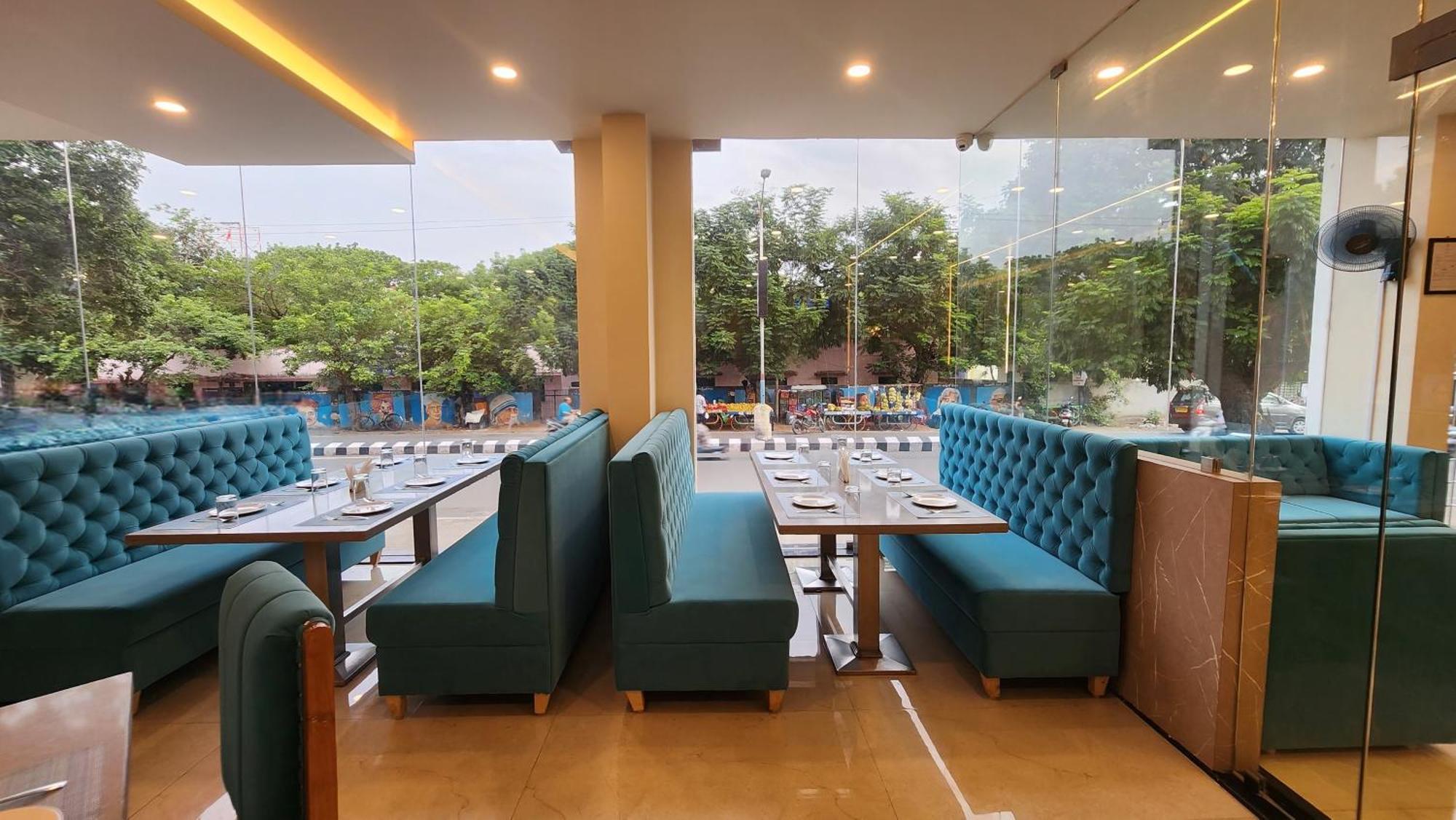 Hotel Janas Tirupati Bagian luar foto
