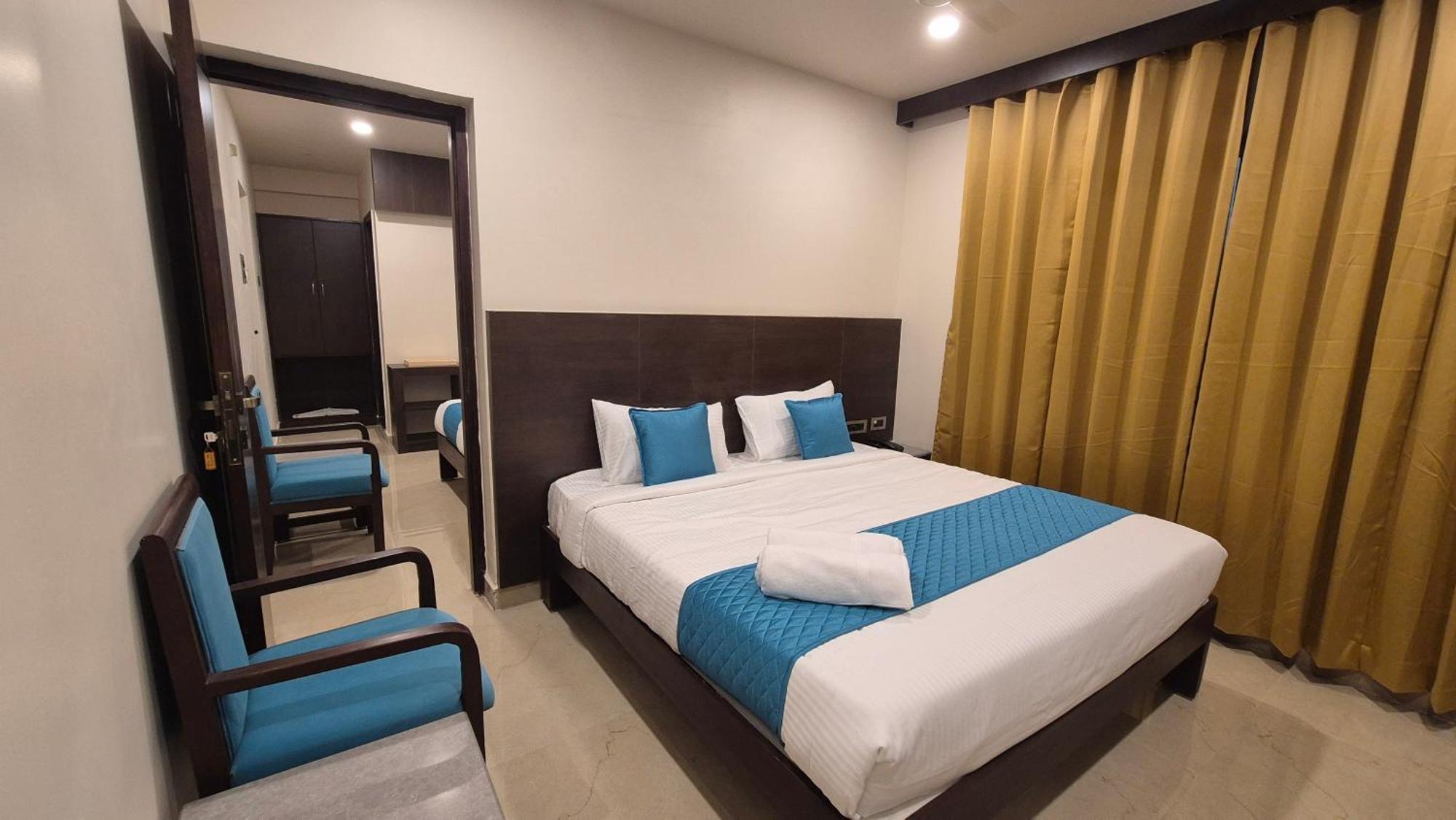 Hotel Janas Tirupati Bagian luar foto